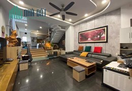 NHÀ 3 TẦNG ĐẸP NHƯ TRANH- MẶT TIỀN 7M5 HÒA XUÂN CẨM LỆ CHỈ 4,X TỶ.