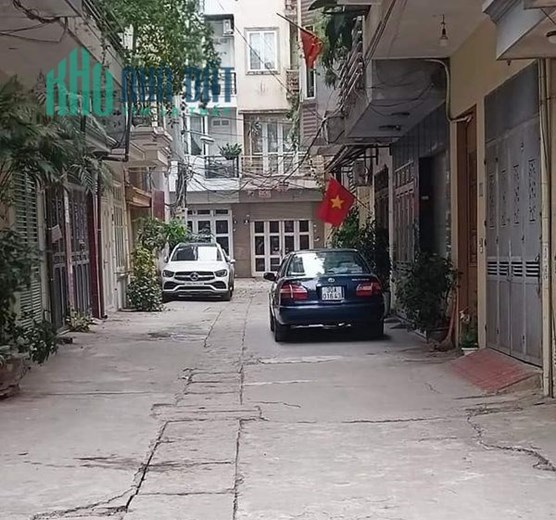 BÁN GẤP NHÀ NGHĨA TÂN CẦU GIẤY, PHÂN LÔ, ÔTÔ TRÁNH, KINH DOANH, CHỈ NHỈNH 9TỶ