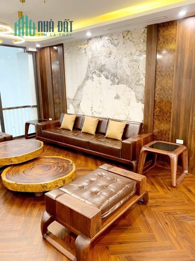 Bán nhà mặt phố Giáp Nhất gara thang máy, giá 15 tỷ 8