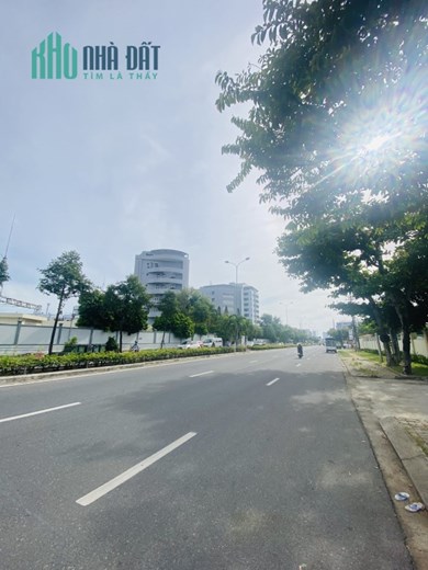 Giảm 3 tỷ! Siêu Phẩm. Bán tòa căn hộ 4 tầng Duy Tân, Dòng tiền 30 tr/t, nở hậu.