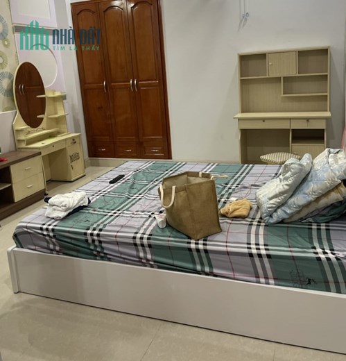 MẶT TIỀN 3 TẦNG-200m2- NGANG KHỦNG 8m- NGAY CHỢ BÙI MINH TRỰC-BDS LAN ANH 0909615591
