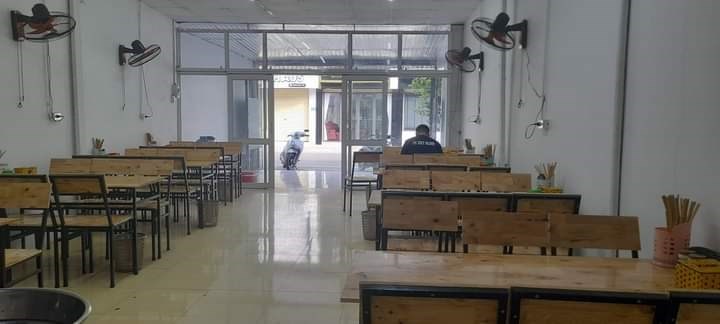 SANG NHƯỢNG QUÁN Địa chỉ: 28 Đốc Thiết, Phường Hưng Bình, thành phố Vinh, Nghệ An