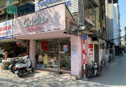 Chính chủ Cần nhượng lại mặt bằng cửa hàng 2 mặt tiền số 20 Yên lãng HÀ Nội