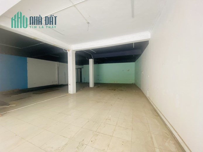Cho thuê mặt bằng tại đường Hùng Vương, Tích Sơn 170m2, giá: 11 tr/ tháng.Liên hệ: 0986.454.393