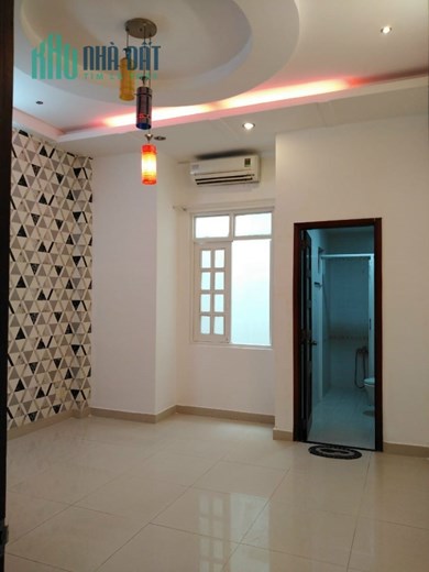 CHO THUÊ nhà 3 tầng Cách Mạng Tháng Tám Quận 10 – Giá thuê 32 triệu/tháng gần vòng xoay 3/2 khu vực