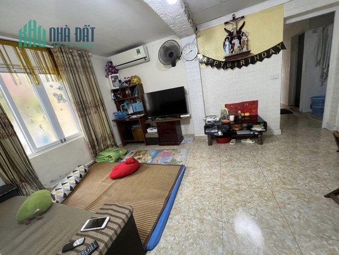 Bán Gấp! 1.05 tỷ nhà Tập thể Phương Mai 70m 2 ngủ 3 thoáng mới đẹp ở ngay