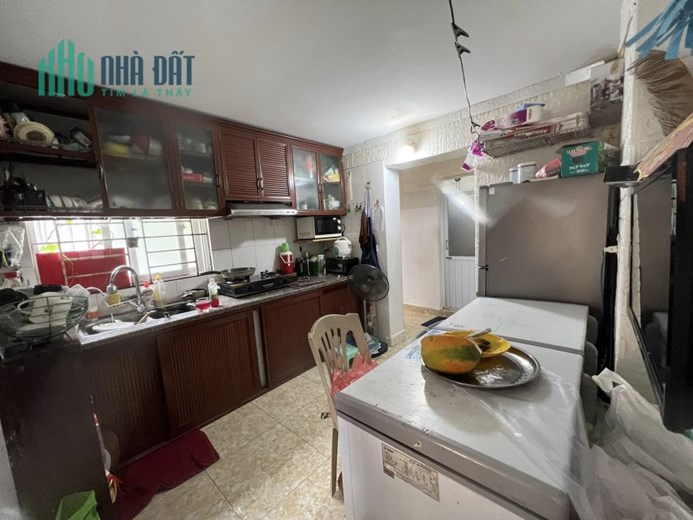 Bán Gấp! 1.05 tỷ nhà Tập thể Phương Mai 70m 2 ngủ 3 thoáng mới đẹp ở ngay