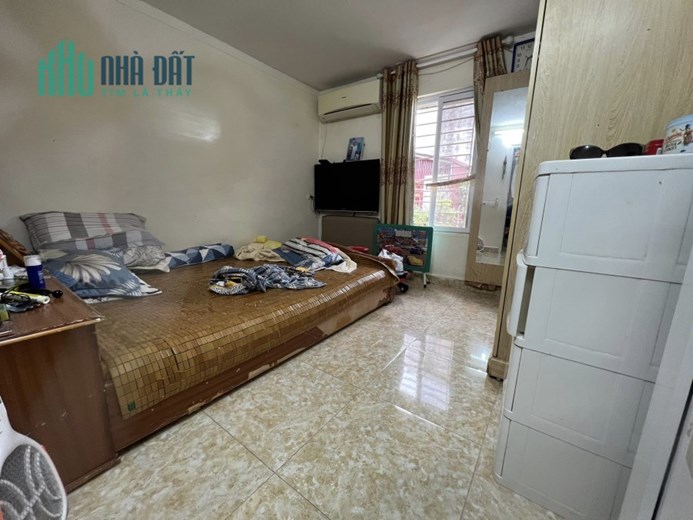 Bán Gấp! 1.05 tỷ nhà Tập thể Phương Mai 70m 2 ngủ 3 thoáng mới đẹp ở ngay