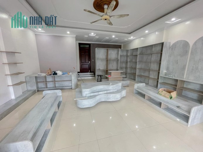 Cho thuê mặt bằng tại Mê Linh , Liên Bảo, Vĩnh Yên 70m2, giá : 7 triệu/ tháng.