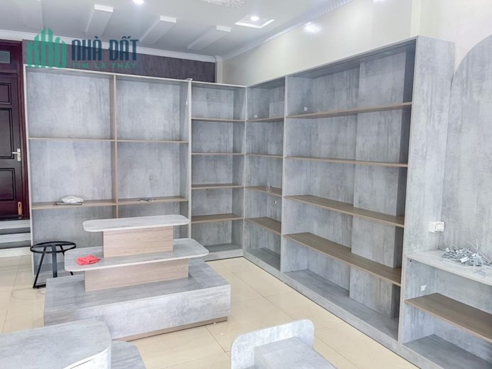 Cho thuê mặt bằng tại Mê Linh , Liên Bảo, Vĩnh Yên 70m2, giá : 7 triệu/ tháng.
