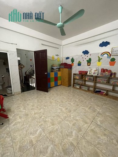 Nhà mặt phố Mễ Trì 90m2 5 tầng đang cho thuê kinh doanh