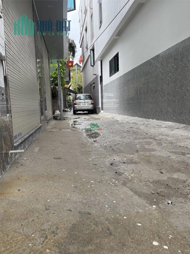 Bán nhà tổ 28 thị trấn Đông Anh mới xây trả 1 tỷ nhận nhà