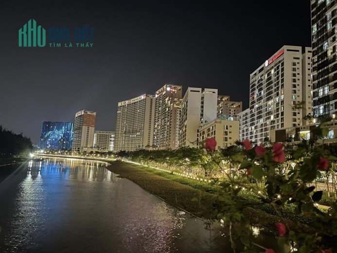 Giá chỉ 54 triệu/ m2 rẽ nhất chung cư Midtown, căn hộ 2PN diện tích 132m2 có sân vườn thoáng mát,