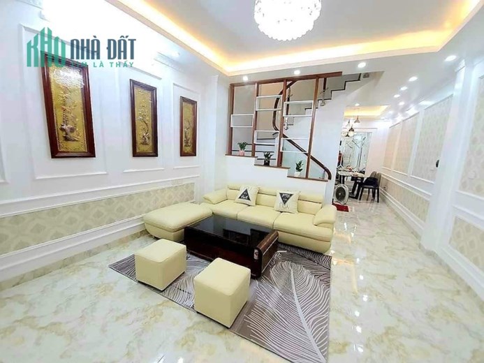 NHÀ ĐẸP ĐẠI LA, HAI BÀ TRƯNG - SÁT PHỐ - ĐỂ LẠI NỘI THẤT 38m, NHỈNH 3 TỶ 0901753139