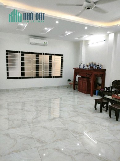 ÂU CƠ - GARA Ô TÔ TRÁNH, THANG MÁY, NỘI THẤT ĐẲNG CẤP 9.3 TỶ