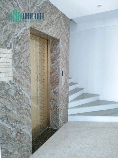 YÊN PHỤ - GARA Ô TÔ, THANG MÁY XỊN, NỘI THẤT NHẬP KHẨU 9.1 TỶ