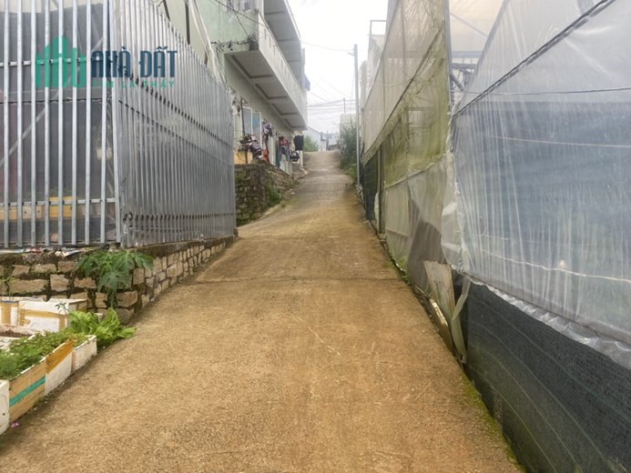 Biệt Thự Siêu Vip, Phố Giải Phóng, Quận Hoàng Mai, 130m x 6T, Mt 6m, Giá hơn 25 tỷ.