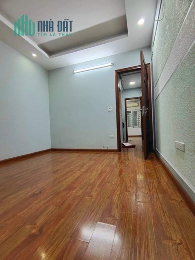 Bán nhà Đình Quán, Cầu Diễn 34m2, 4 tầng sổ vuông đẹp gần Ô tô chỉ 3.3 tỷ