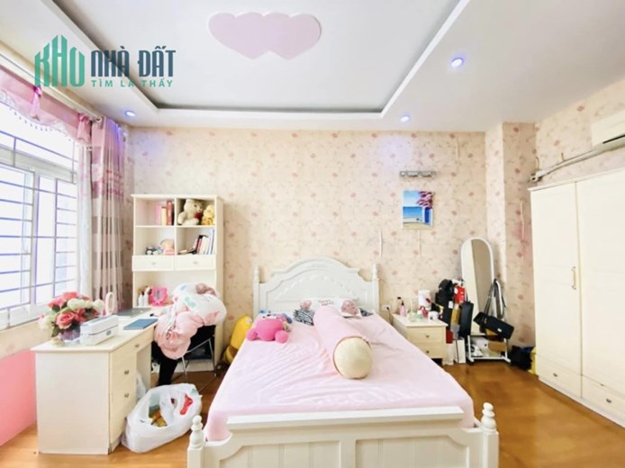 Bán nhà ngõ Văn Chương, 15m ra phố, nhà đẹp, 43m, 5T, 4.3 tỷ