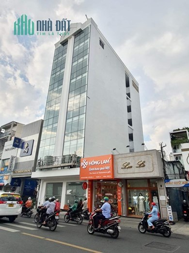 Siêu tòa VP- Lô góc 3 mặt, phố Hoàng Quốc Việt, 180m, 95 tỷ, mới cứng, vỉa hè đá bóng, 7 tầng sang
