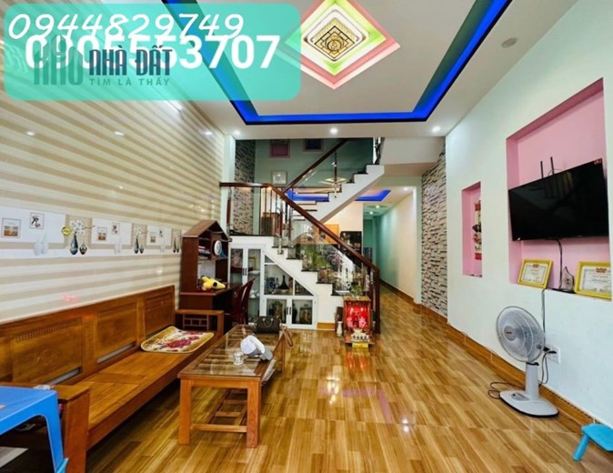 NHÀ 2 TẦNG ĐẸP NHƯ HOA HẬU. Kiệt Ô tô chạy xuôi ngược, HOÀNG VĂN THÁI, LIÊN CHIỂU, ĐN. Giá Chỉ 2,3