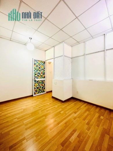 Nhà Đẹp HXH Phan Huy Ích - 45m2 (4,5 x 10 ) Giá Ngộp chỉ 2,7 tỷ