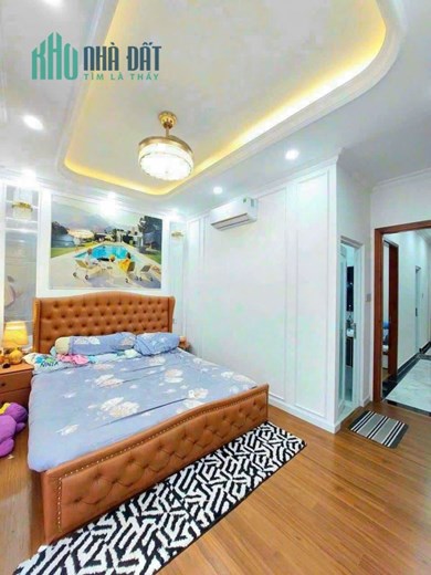 Bán nhà Gò Vấp, 74m2, ngang 5m hiếm, 3 tầng lầu, oto ngủ trong nhà chỉ 5.65 tỷ