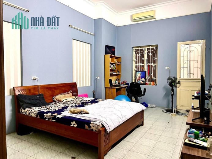 Bán nhà riêng Xuân Thủy Cầu Giấy 45m2 5 tỷ 5, mua bán nhà riêng Cầu Giấy giá rẻ