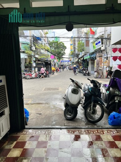 CĂN HỘ ĐẸP - GIÁ TỐT - Cần Bán Căn Hộ CC Nguyễn Thiện Thuật Vị Trí Đắc Địa Tại Quận 3, HCM