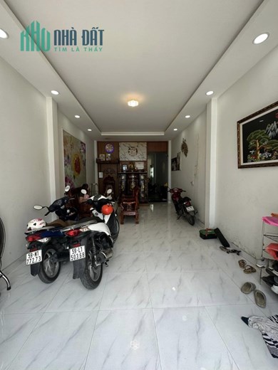 ĐƯỜNG XE TẢI THÔNG - Ô TÔ NGỦ TRONG NHÀ NGAY LÊ VĂN QUỚI - MÃ LÒ - 5P QUA TÂN PHÚ - QUẬN 6 - 2