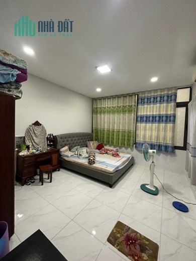 ĐƯỜNG XE TẢI THÔNG - Ô TÔ NGỦ TRONG NHÀ NGAY LÊ VĂN QUỚI - MÃ LÒ - 5P QUA TÂN PHÚ - QUẬN 6 - 2