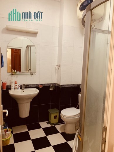 BÁN NHÀ PHỐ TÂN MAI 6 TẦNG NGÕ THÔNG 38M2 DÂN XÂY CHẮC CHẮN TẶNG NỘI THẤT ĐẸP