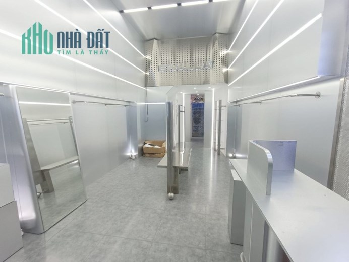 Nhà HXH Võ Văn Tần Quận 3, Ngay CMT8, Công Viên Tao Đàn, gần 50m2, 4 Tầng