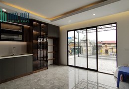 Chính chủ cần bán nhà ngõ 32 Phố Đỗ Đức Dục dt 40m2 x 5 t phun nội thất giá nhỉnh 5 tỷ