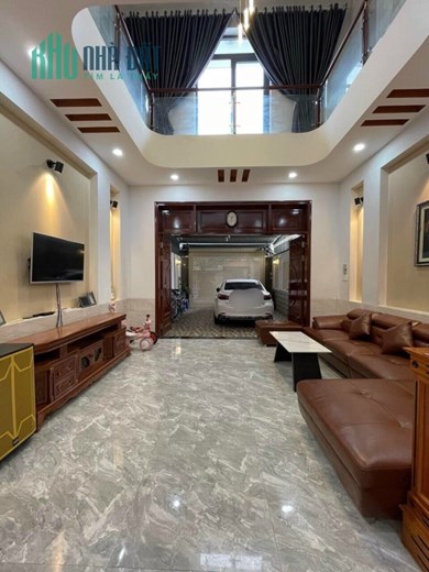 Bán nhà 1Trệt 2Lầu, đường 8m, Hiệp Bình Phước Thủ Đức, dt 104 m² Giá 8 Tỷ