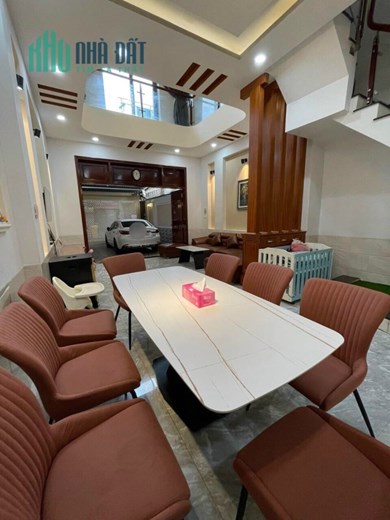 Bán nhà 1Trệt 2Lầu, đường 8m, Hiệp Bình Phước Thủ Đức, dt 104 m² Giá 8 Tỷ
