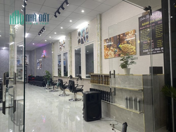 SANG NHƯỢNG SALON TÓC NAM ANH TÚ Địa chỉ: 830 Bình Giã, Phường Rạch Dừa, Vũng Tàu