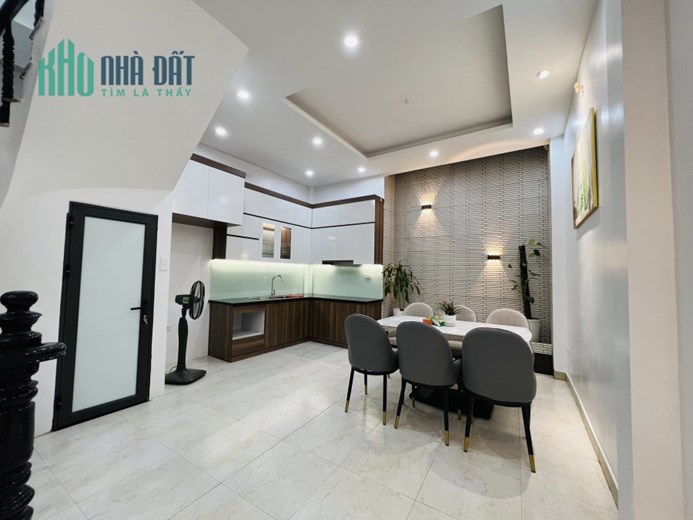 Bán nhà ngõ 10 phố Võng Thị, Thụy Khuê, Tây Hồ DT 51m² xây 4 tầng mới tinh giá nhỉnh 6 tỷ