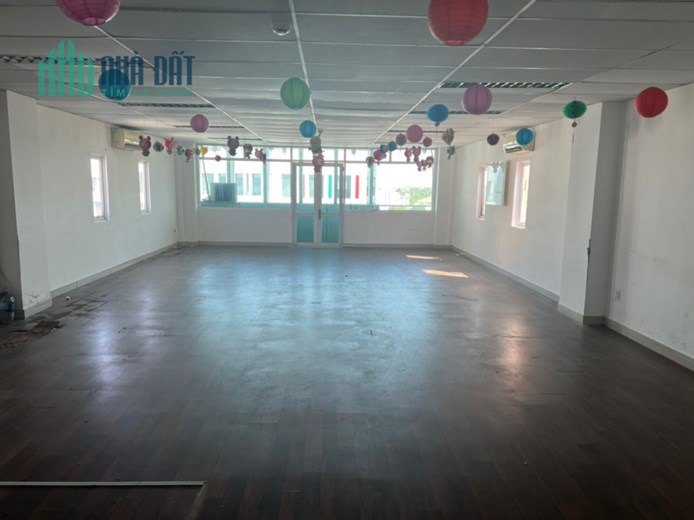 Cho thuê văn phòng Địa chỉ: 109 Cộng Hoà, Phường 12,Tân Bình, tp Hồ Chí Minh