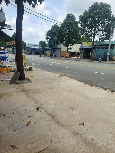 Mình cho thuê 1 căn 10m duy nhất tại đường NK4, Mỹ Phước 3, Bến Cát, Bình Dương.