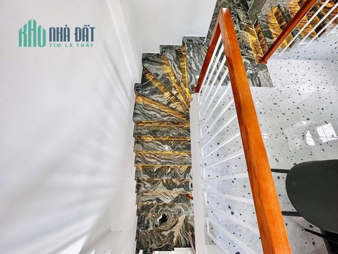 Siêu Phẩm Phan Văn Trị Gò Vấp Giáp Bình Thạnh Có Thang Máy Nhỉnh 8 Tỷ