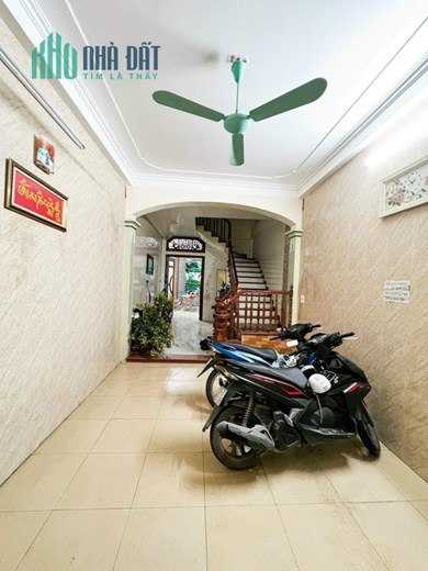 Bán nhà  Ngõ 342 Khương Đình, quận Thanh Xuân, ngõ thông, kinh doanh, 50m, nhỉnh 5 tỷ