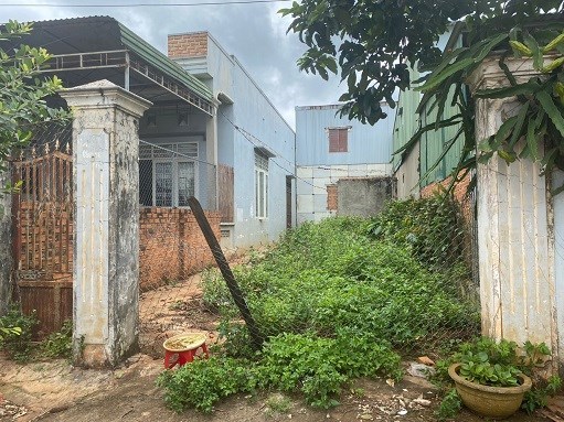 BÁN ĐẤT đẹp trung tâm TP Buôn Hồ, Đăk Lăk 

DT5x20m, thổ cư 100%, giá 1 tỷ