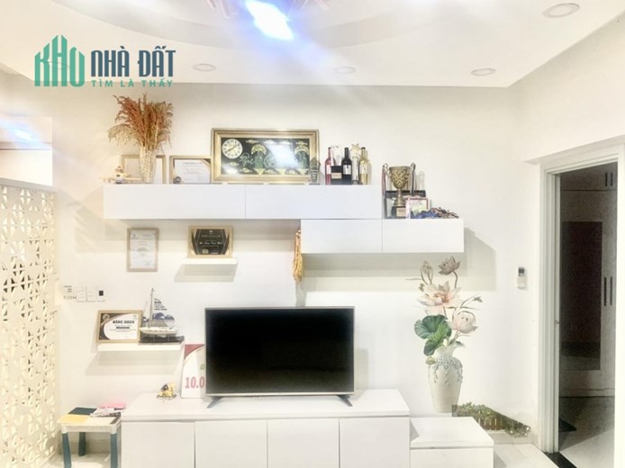 Chính chủ bán gấp căn hộ Chung cư  Dream Home Gò Vấp, 70m2, tầng 5 thoáng mát, giá chỉ 2 tỷ.