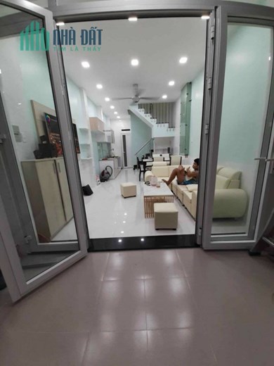 Bán Nhà Đẹp Gò Vấp 4 Tầng, 3PN, Chỉ 4. tỷ, Thống Nhất, HXH 4 mét.