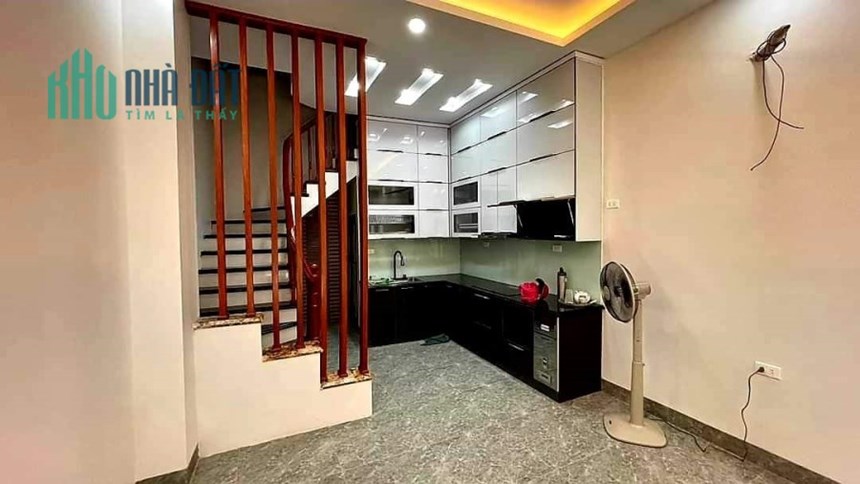 BÁN GẤP NHÀ HOÀNG MAI. 46M 5T SAU QH RA MĐ 6 LÀN Ô TÔ. GIẢM CHÀO 550 TRIỆU