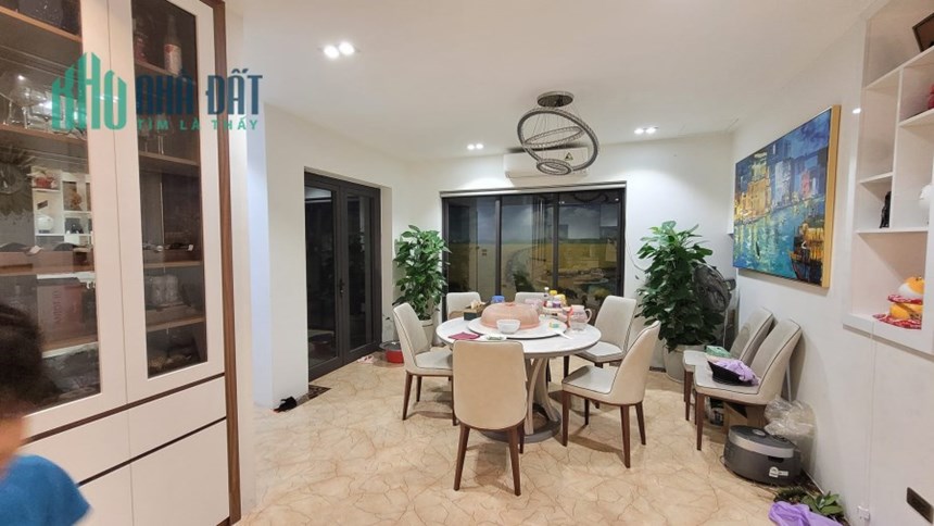 Bán nhà phố Lê Trọng Tấn, phân lô, ô tô tránh, 125m, mt 8.5m, 20 tỷ