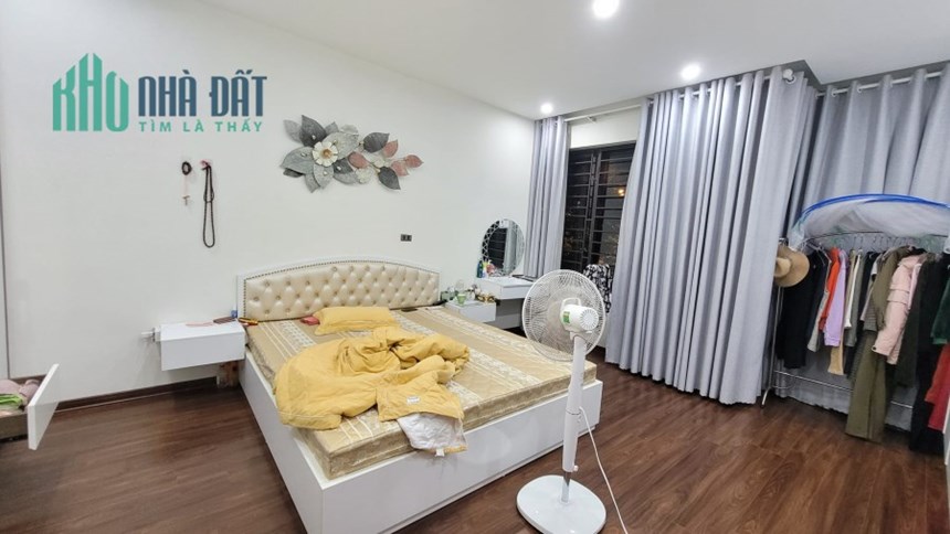 Bán nhà phố Lê Trọng Tấn, phân lô, ô tô tránh, 125m, mt 8.5m, 20 tỷ