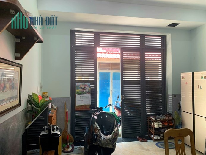 Bán nhà 40m2, 4 tầng BTCT, Bàu Cát P12 Tân Bình, giá 5.5 tỷ