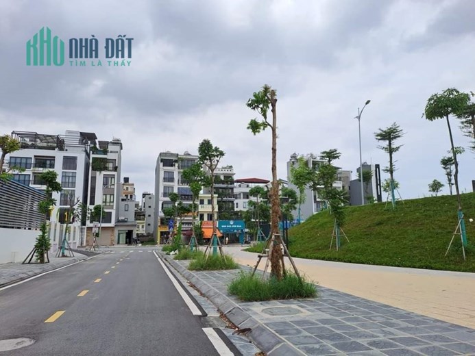 Bán gấp nhà VIP 6 tầng x Thang Máy cực đẹp tại Ngọc Thuỵ - Long Biên